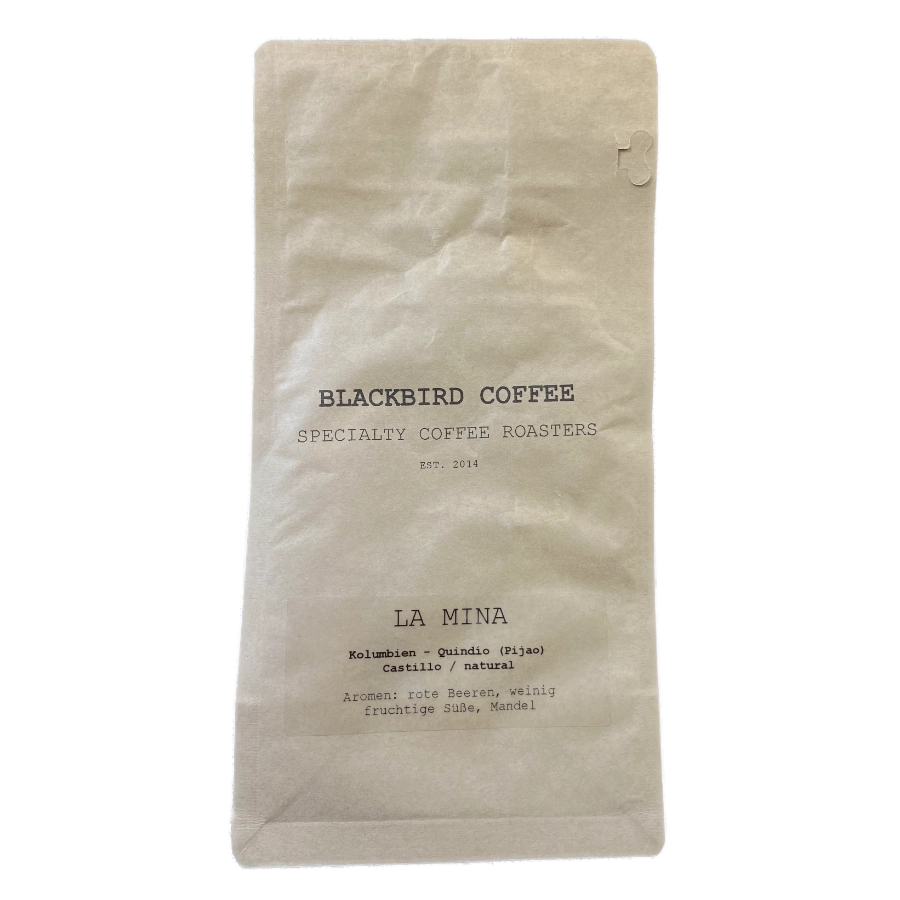 Image of a coffee packaging from the roastery Blackbird Coffee for the coffee named La Mina